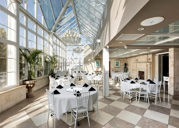 - W Msp Airport Area By Ihg Hotel Bloomington