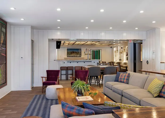 - W Msp Airport Area By Ihg Hotel 3*