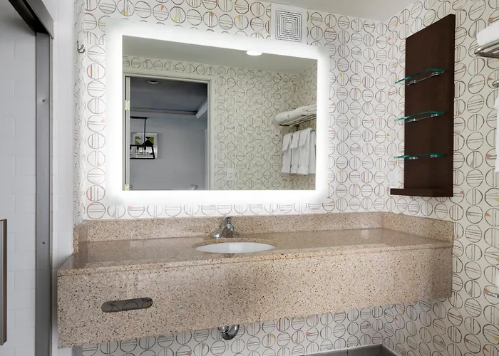 - W Msp Airport Area By Ihg