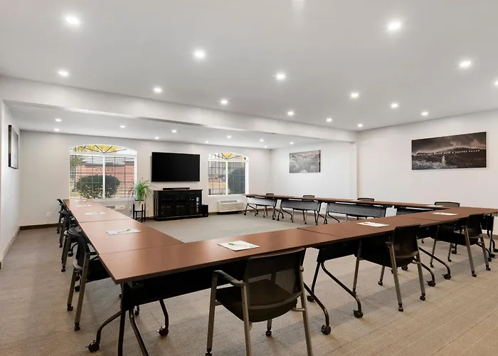 - W Msp Airport Area By Ihg Hotel