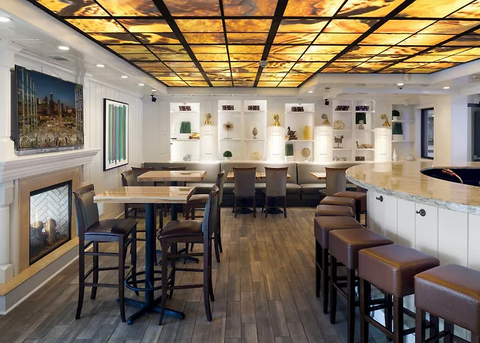- W Msp Airport Area By Ihg Hotel